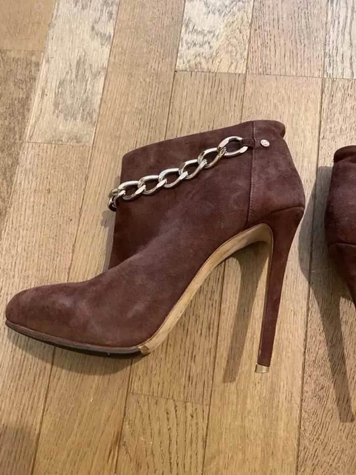Bottines en daim marron Elisabetta Franchi taille 38 - photo numéro 5