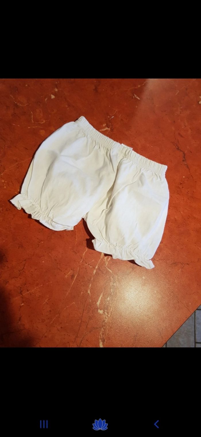 Short bébé taille 12 mois - photo numéro 2