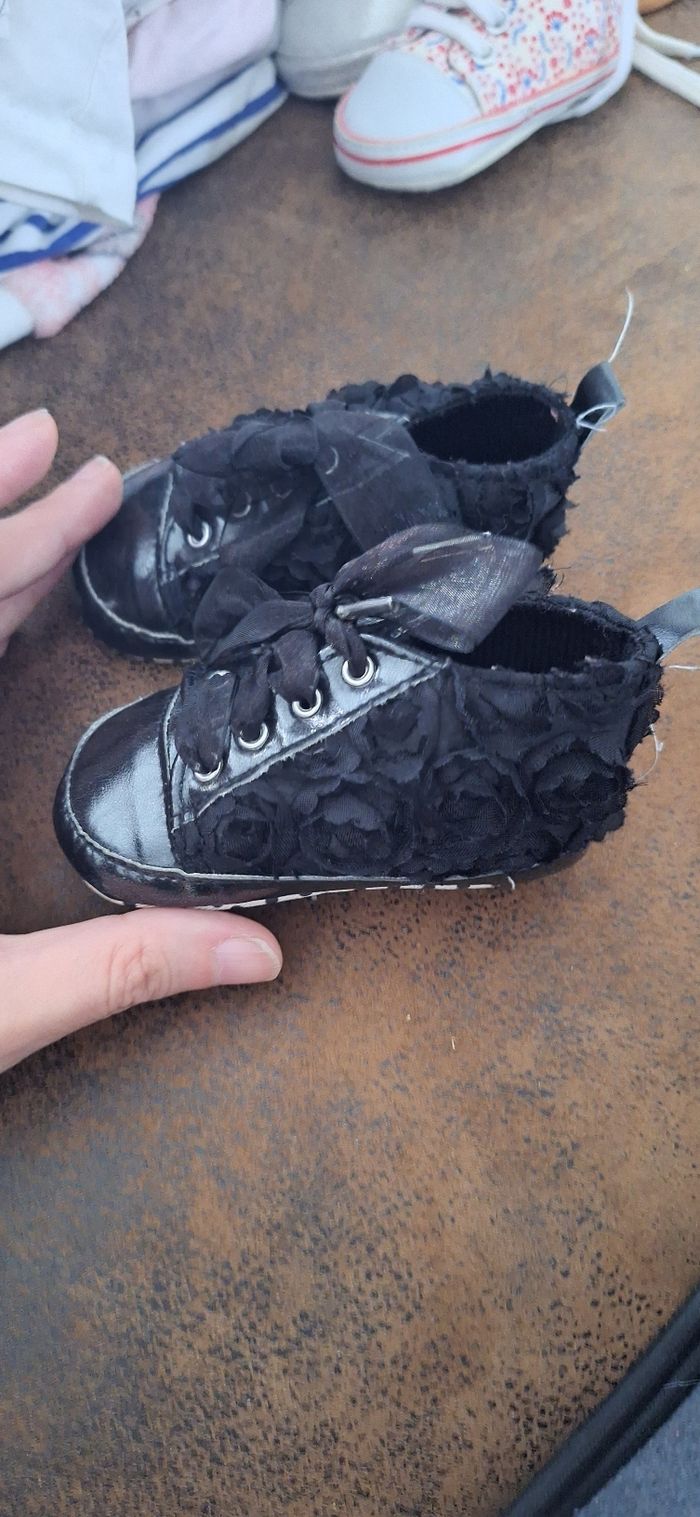 Chaussures bebe - photo numéro 2