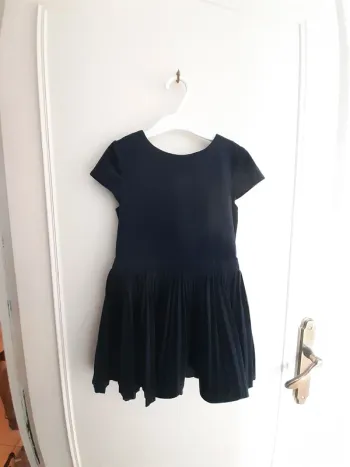 Robe plissée velours marine