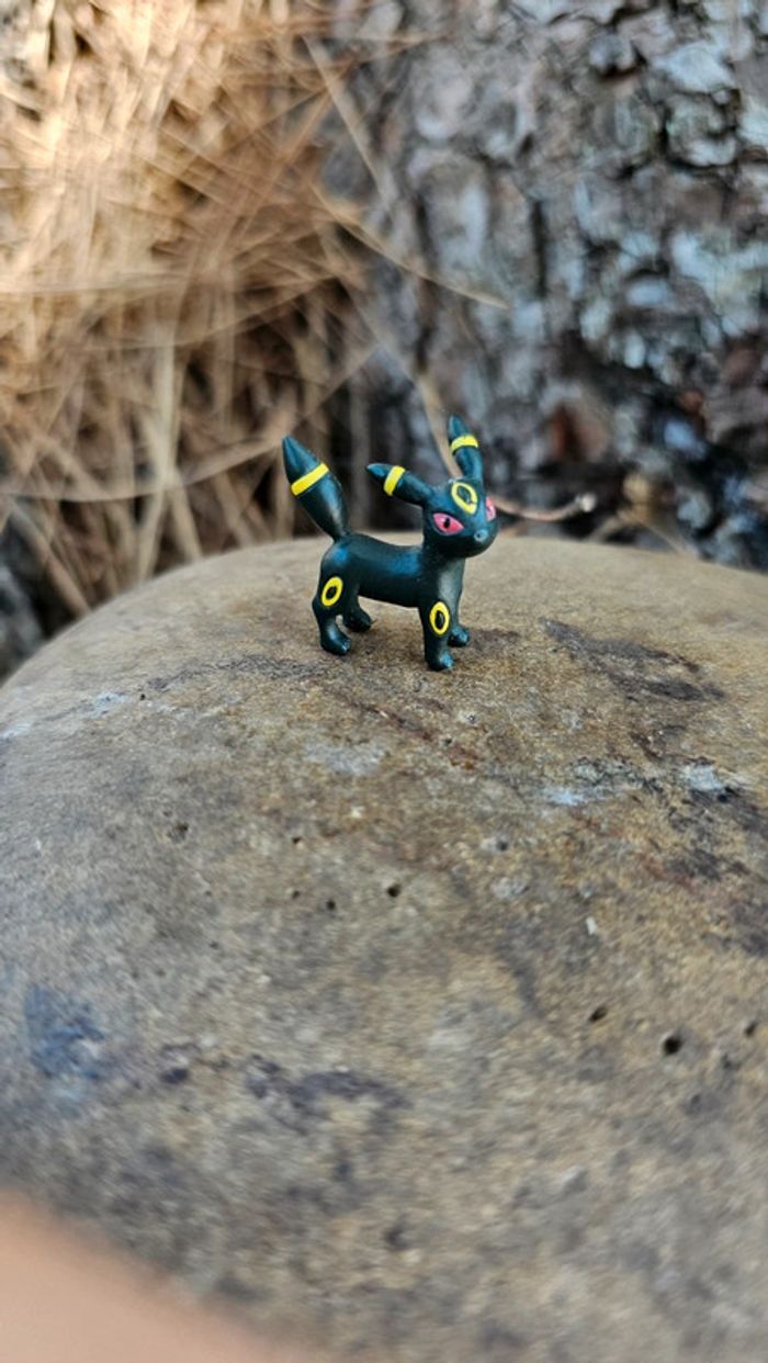 Super petite figurine Pokemon Nintendo noctali - photo numéro 2