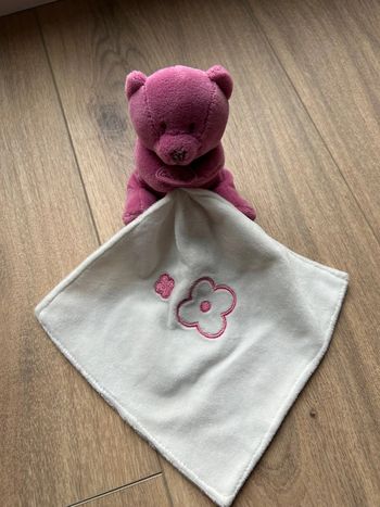 Doudou mouchoir ours rose baby nat