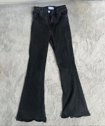 Jean flare Bershka