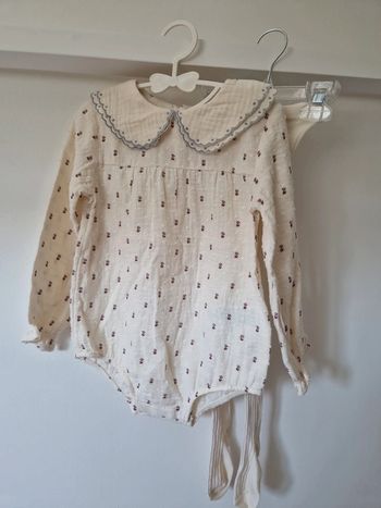 Barboteuse avec collants beige col claudine 3ans neuve