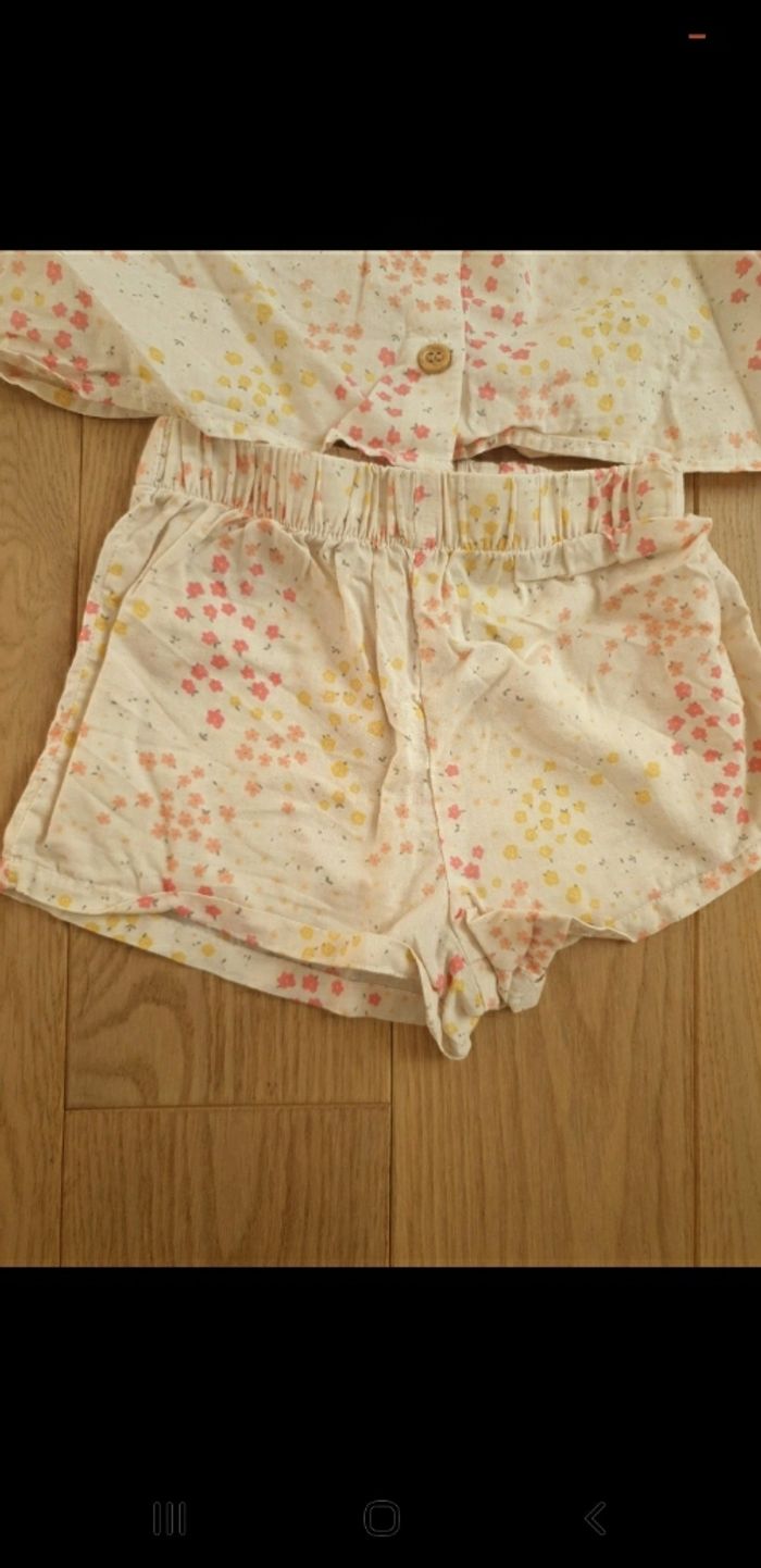 Ensemble short t-shirt taille 74u - photo numéro 3