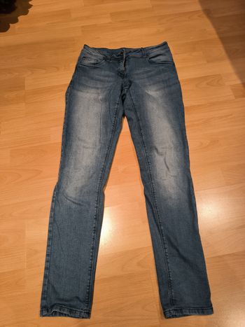 Jean bleu Up2 fashion taille 38