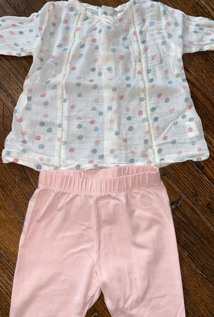 Ensemble blouse Bout’chou et legging gap 12 mois - photo numéro 2