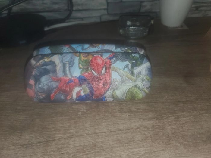 Boite a lunette spiderman - photo numéro 3
