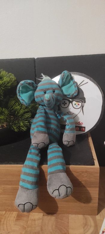 Doudou éléphant MAX & SAX rayé vert gris Carrefour ty020951 Noir 34 Cm Peluche