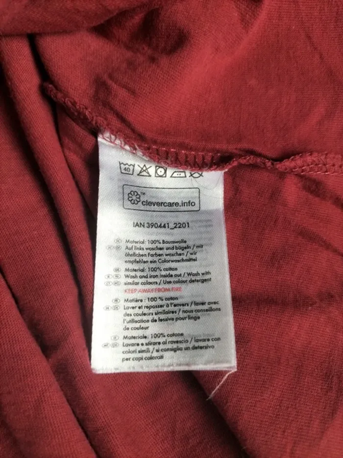Tee-shirt Taille 13/14 ans - photo numéro 8