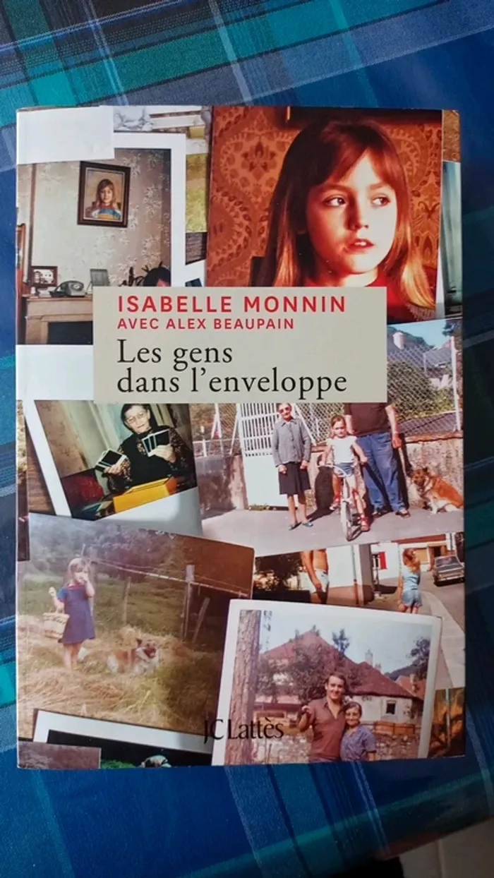 Les gens dans l'enveloppe