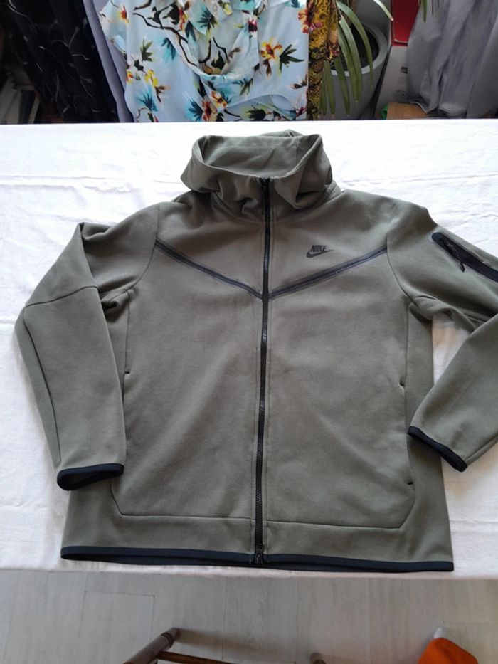 Veste sweat zip capuche Nike Tech Fleece taille L