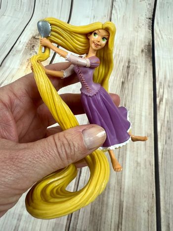 Figurine princesse Disney Bullyland Raiponce