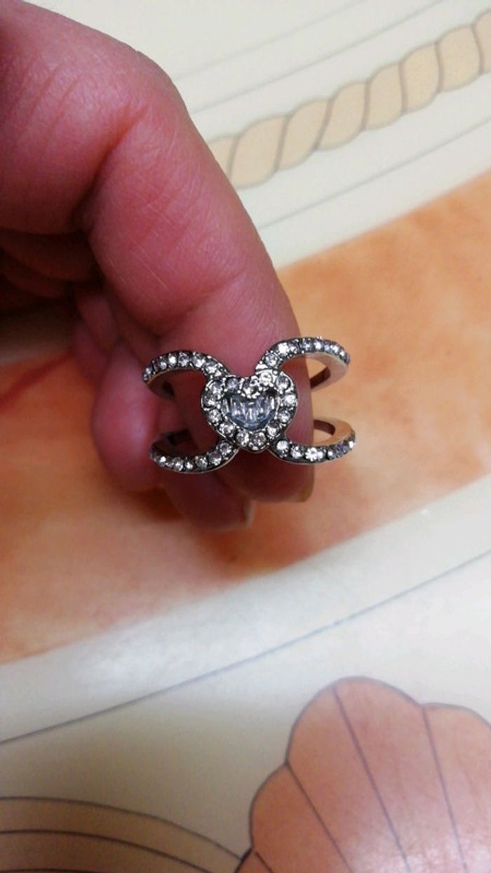 Très jolie bague - photo numéro 3