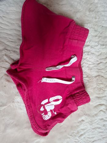 Short fushia 