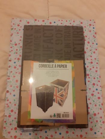 Poubelle à monter sois même