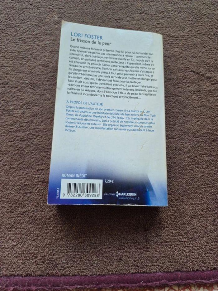 Livre le frisson de la peur par Lori Foster - photo numéro 2