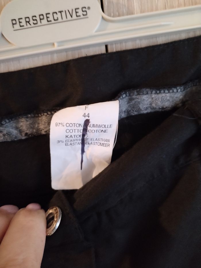 Pantacourt femme taille 44 - photo numéro 2