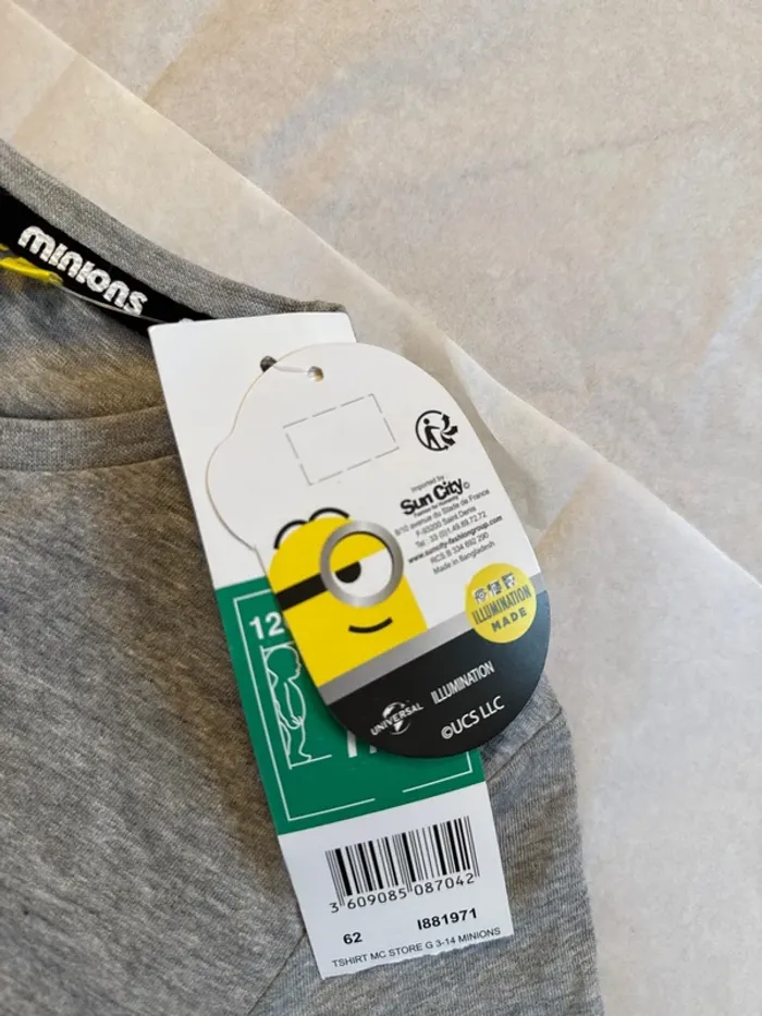 T-shirt Minions pour garçon taille 7/8 ans neuf avec étiquette - photo numéro 4
