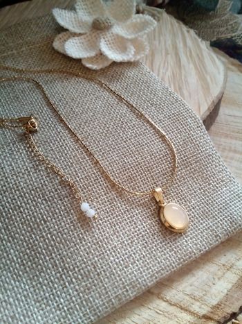 Collier chaine satellite et cristal de roche