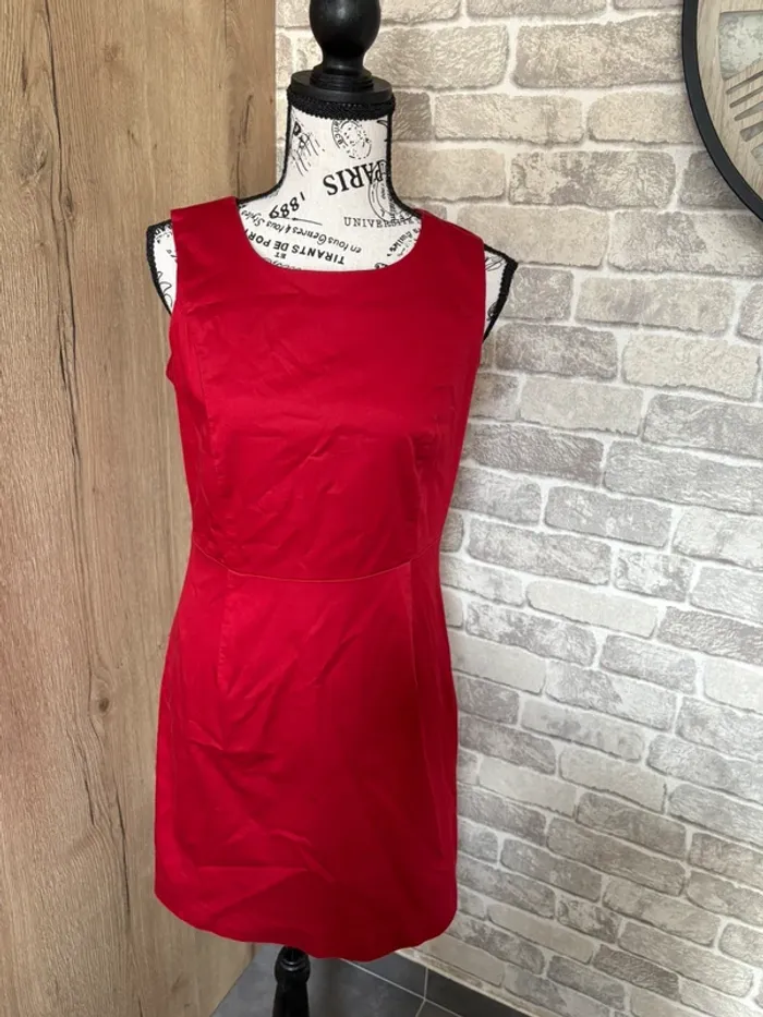 Robe rouge grain de malice taille 38