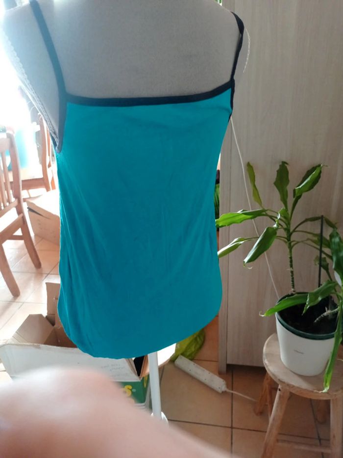 Haut à bretelles - photo numéro 2