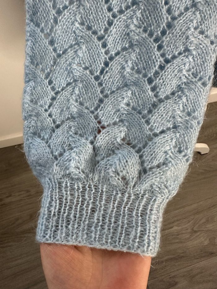 Cardigan en crochet tricot maille ajourée bleu ciel Vintage T42 XL - photo numéro 4
