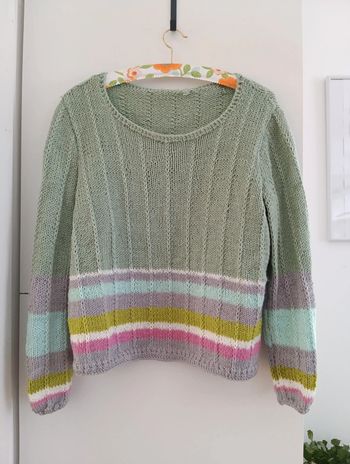 Pull handmade fait-main taille 42 estimée