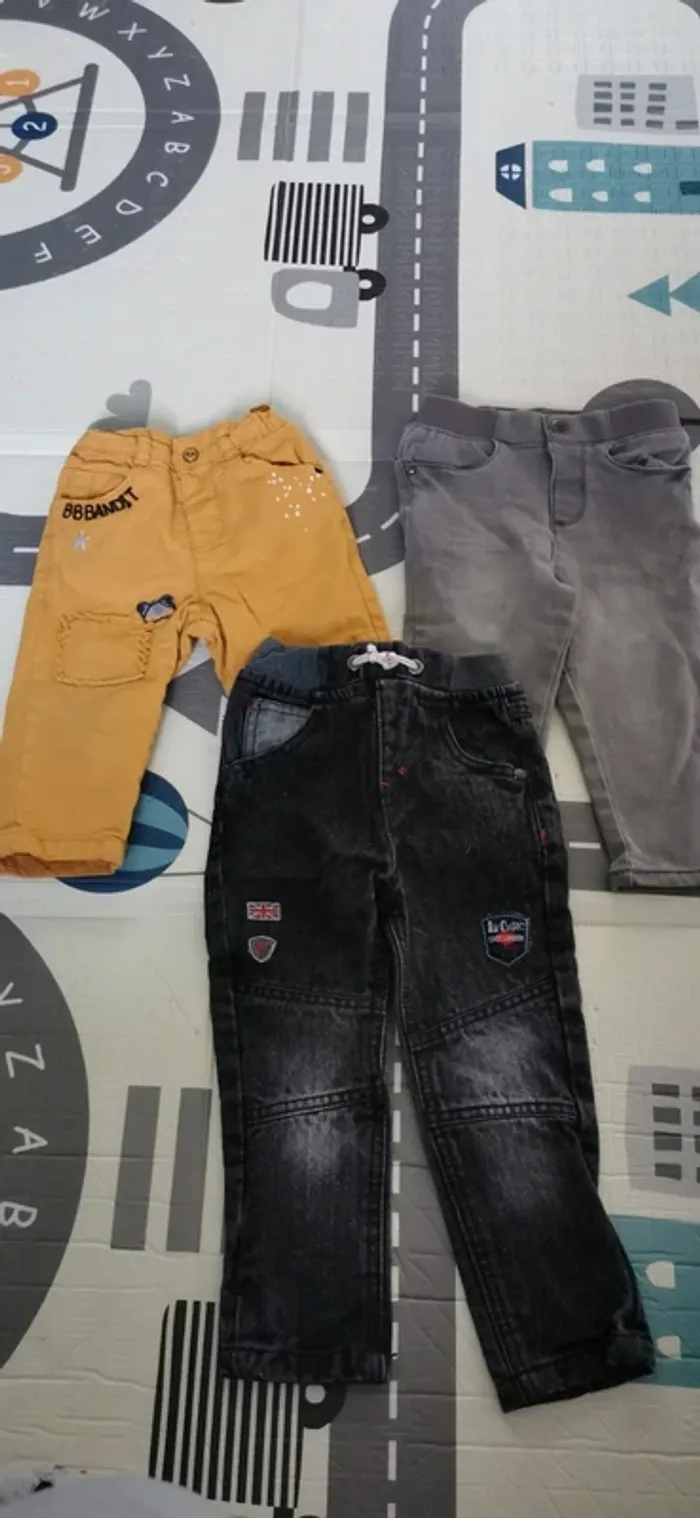 Lot pantalons 12 mois