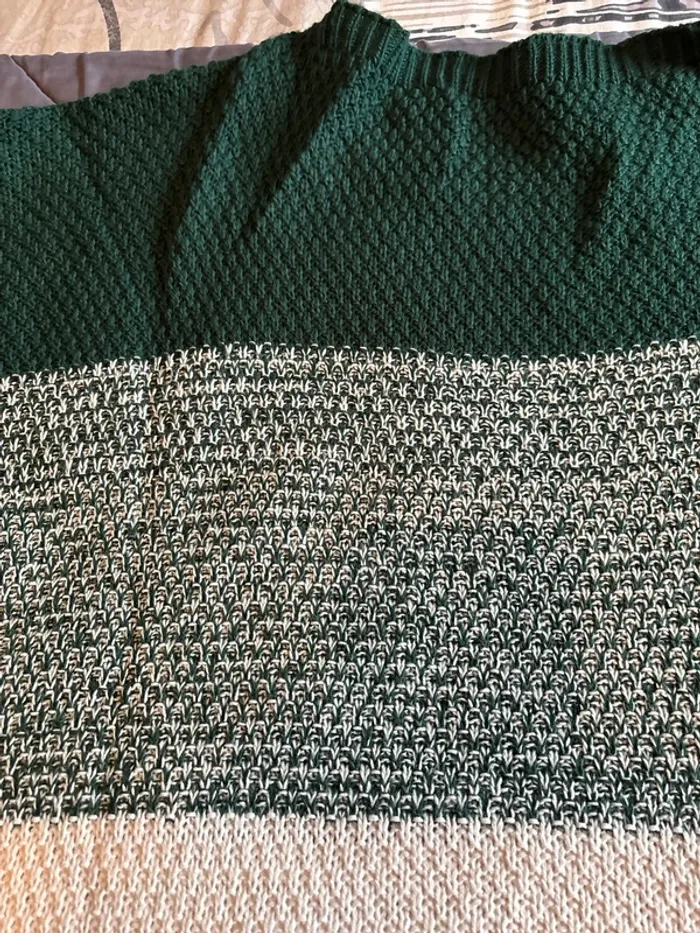 Pull vert - photo numéro 6