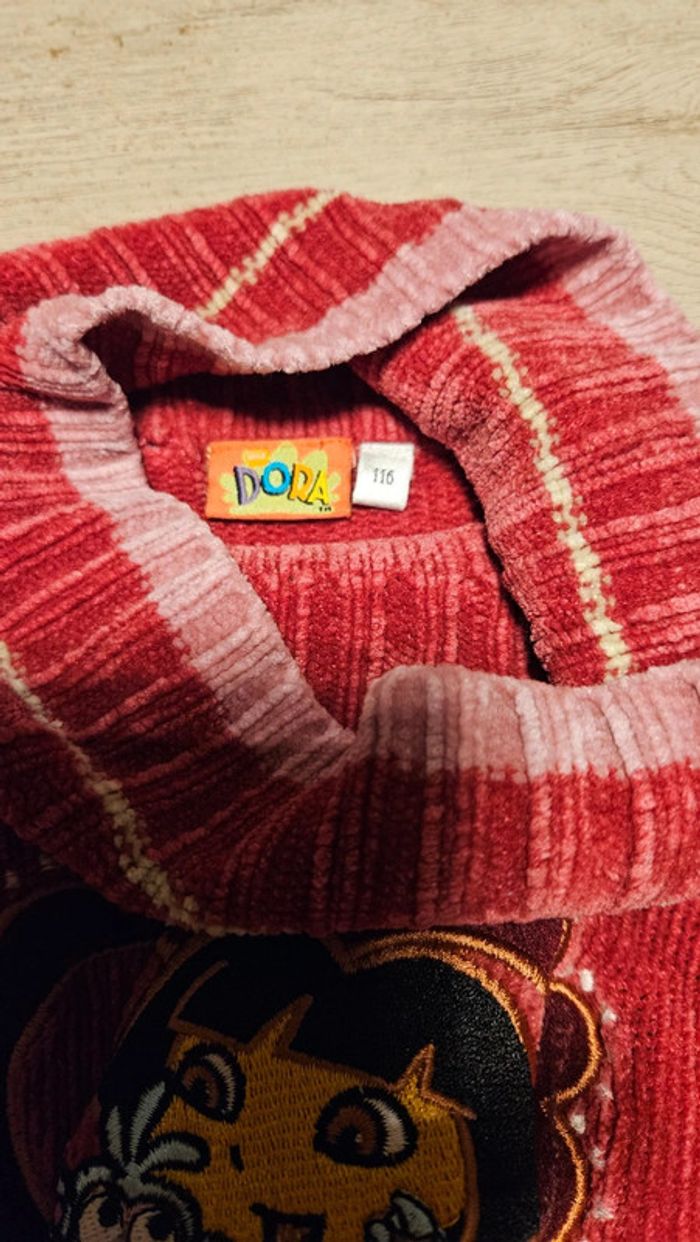 Pull à col roulé bordeau/vieux rose, Dora l Exploratrice, 6 ans, peu mis - photo numéro 7