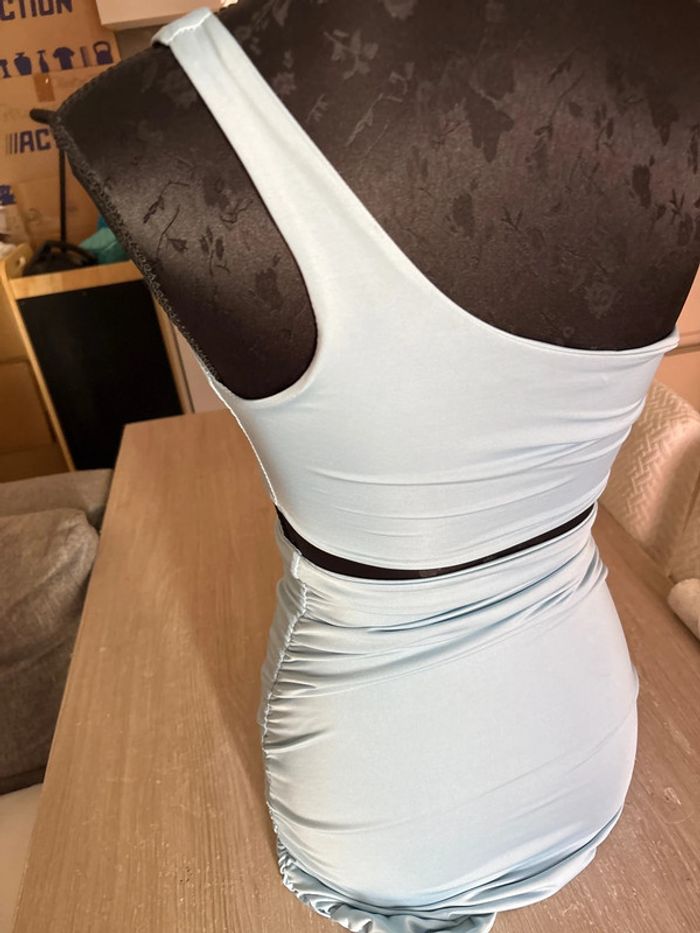 Robe bleu ciel asymétrique XS - photo numéro 2