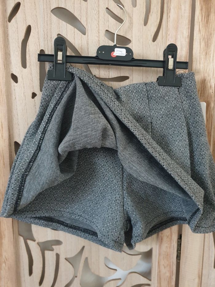 Jupe short 4 ans - photo numéro 2