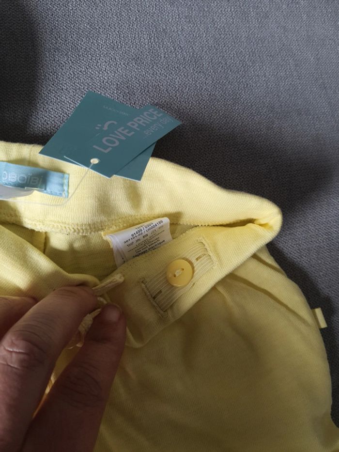 Short Obaïbi taille 18 mois neuf avec étiquettes - photo numéro 3