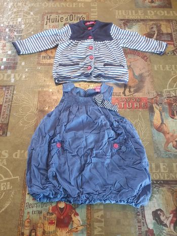 Ensemble robe et gilet 12 mois