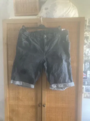 Bermuda short jeans cargo taille 54