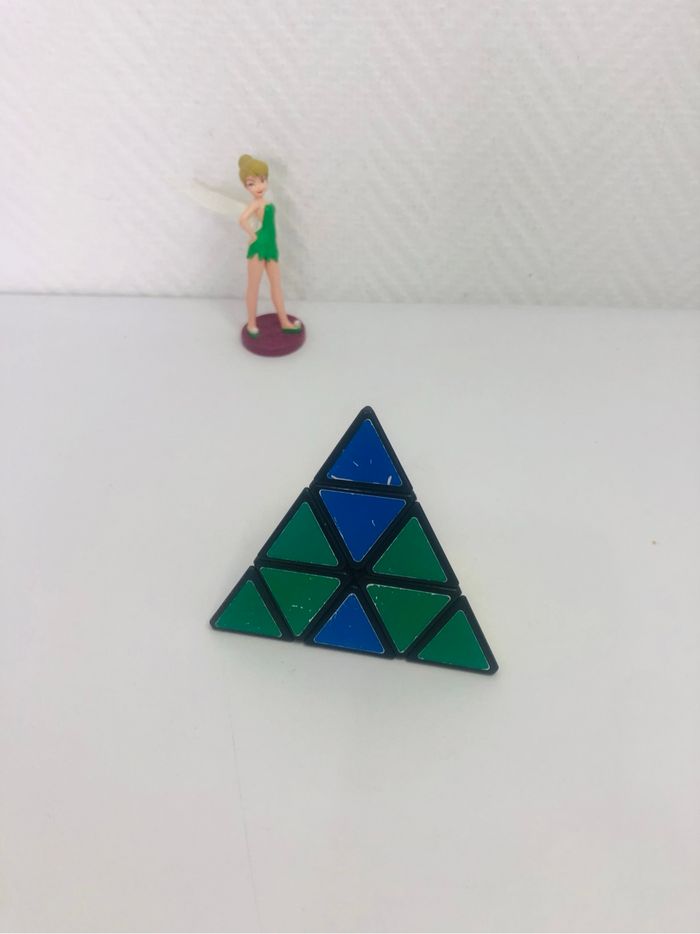 Rubik's Cube Pyramide / Pyraminx - photo numéro 3