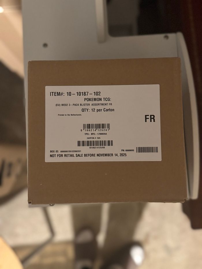 Pokémon Case 12 Tripack Flammes Fantasmagoriques FR ME02 neuve et scellée - photo numéro 2