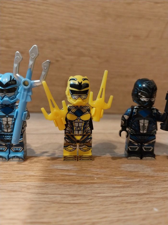 Figurines type lego Power Rangers - photo numéro 7