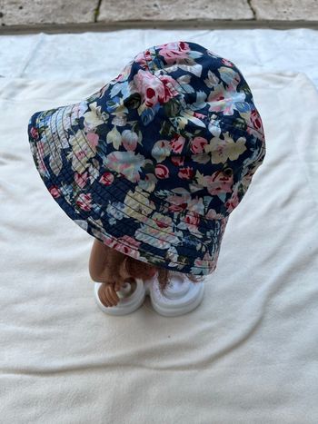 Bob chapeau fleuri 55 cm