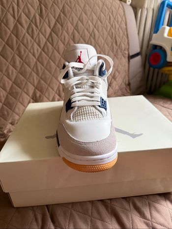 Jordan 4 Rétro SB navy blue