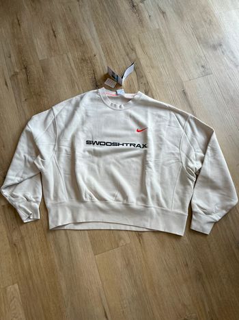 Pulls Nike Swooshtrax M