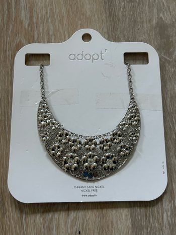 Collier adop’t