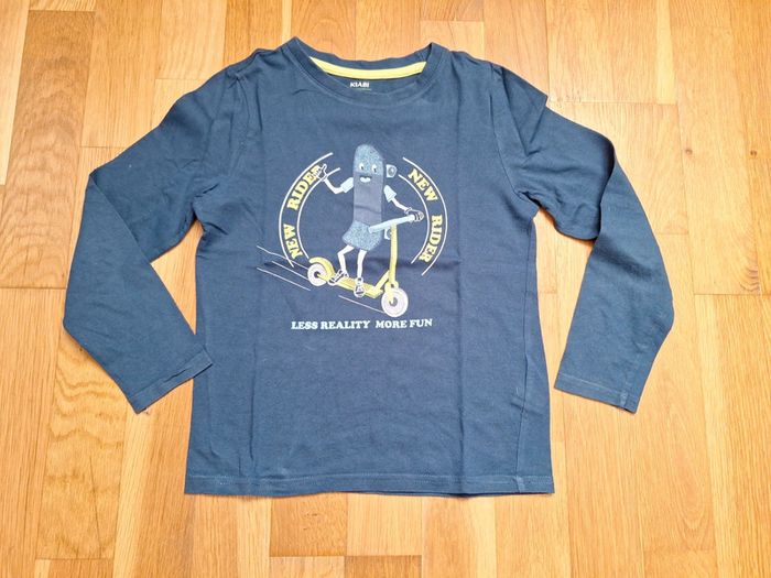 Haut manches longues bleu marine 6ans