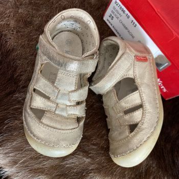 Chaussures cuir doré sushy 25 Kickers