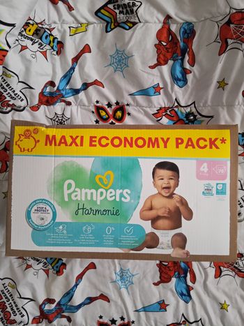 Couche Pampers harmonie taille 4