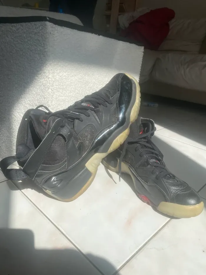 Jordan 11 CMFT Low 45 black red 45,5