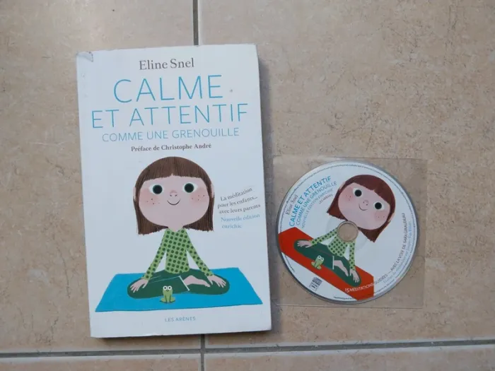 Livre calme et attentif comme une grenouille