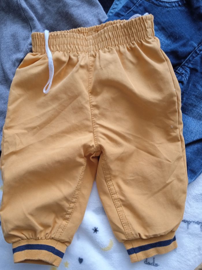 Lot jeans / jogging - photo numéro 3