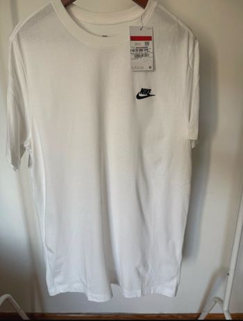 Tee shirt Nike L neuf